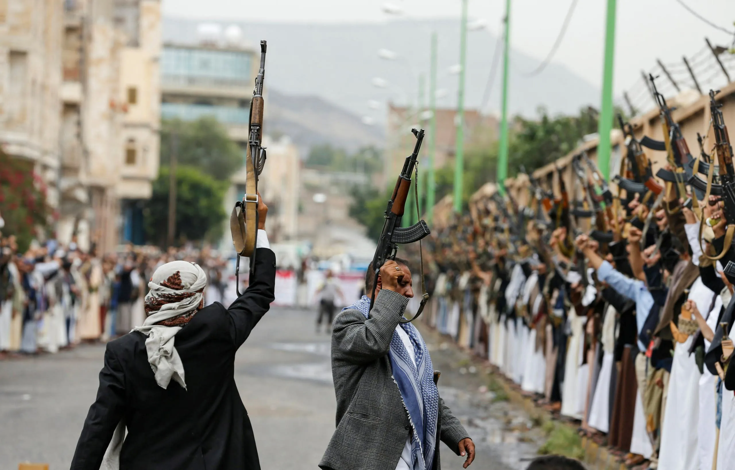 ​​​​​​​صحيفة نمساوية: قطر تدعم الحوثيين والإخوان في اليمن بشكلٍ مباشر