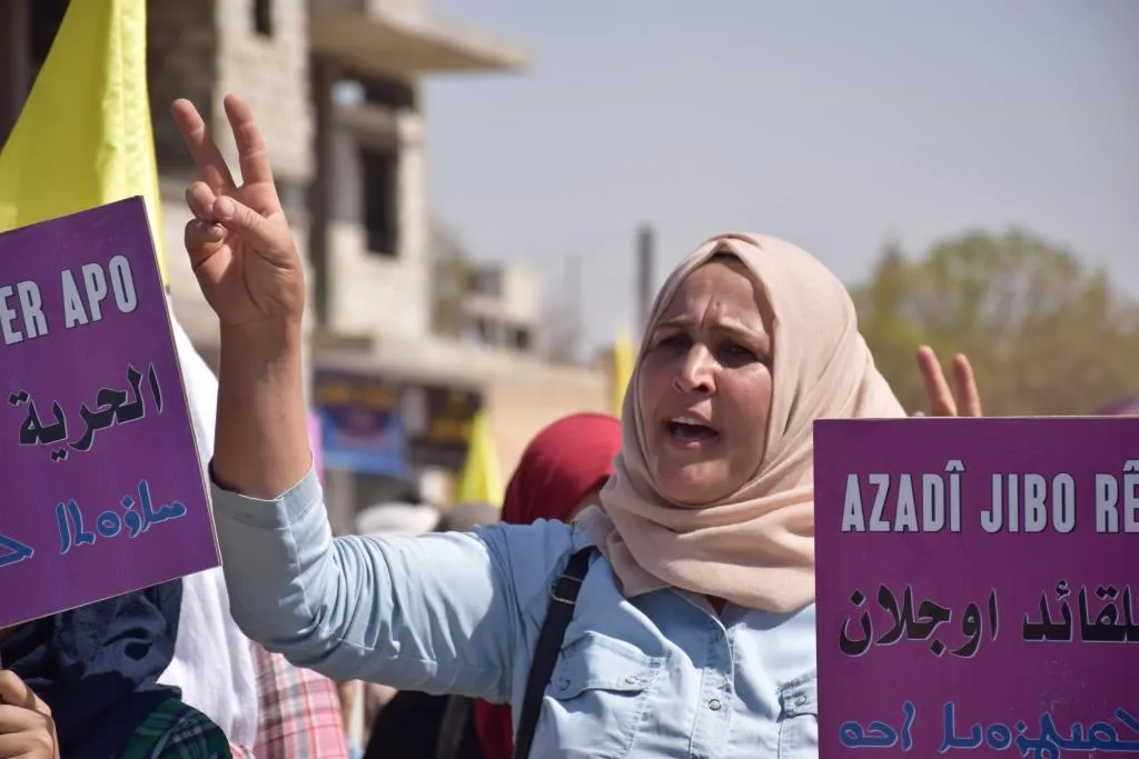 في تظاهرة للمعلمين... مسلم يدعو سلك التعليم إلى تصعيد النضال لرفع العزلة
