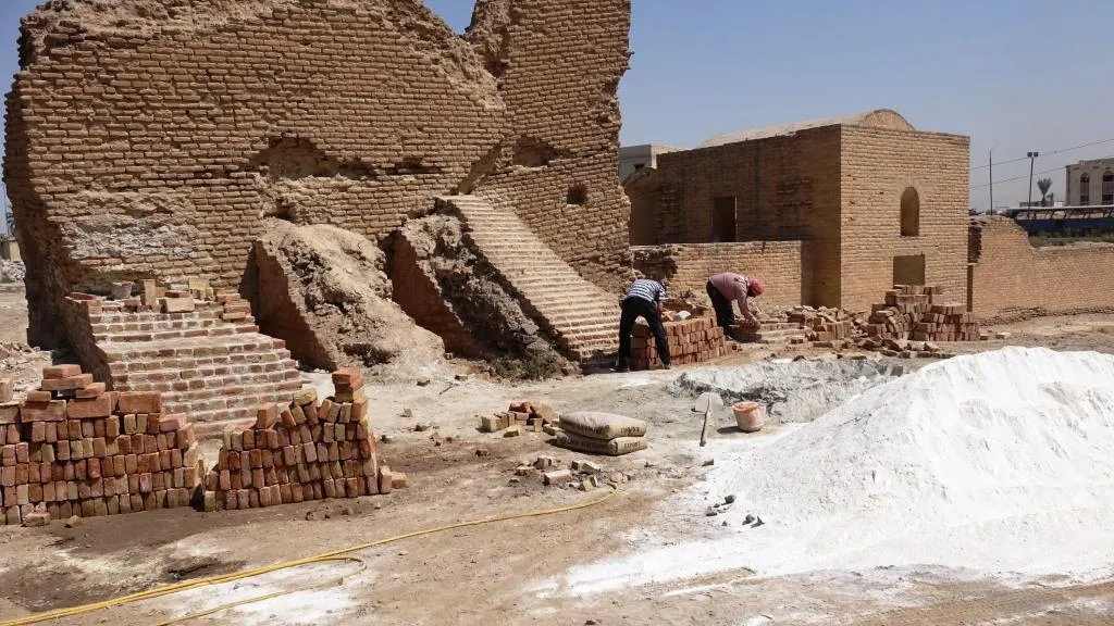 ​​​​​​​أعمال لترميم المواقع الأثرية في الرقة