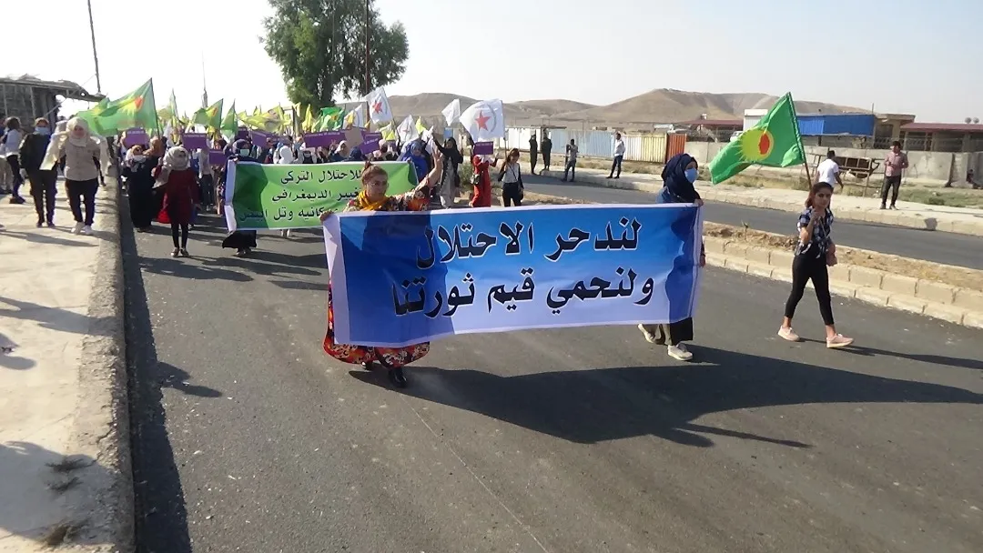 تظاهرة حاشدة في تل براك استنكاراً للجرائم التركية ورفضاً للعزلة على أوجلان