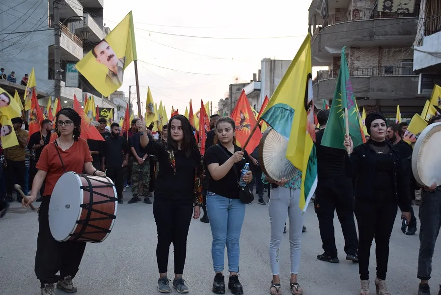 مسيرات داعمة لمقاومة حفتانين في الحسكة وقامشلو وحلب