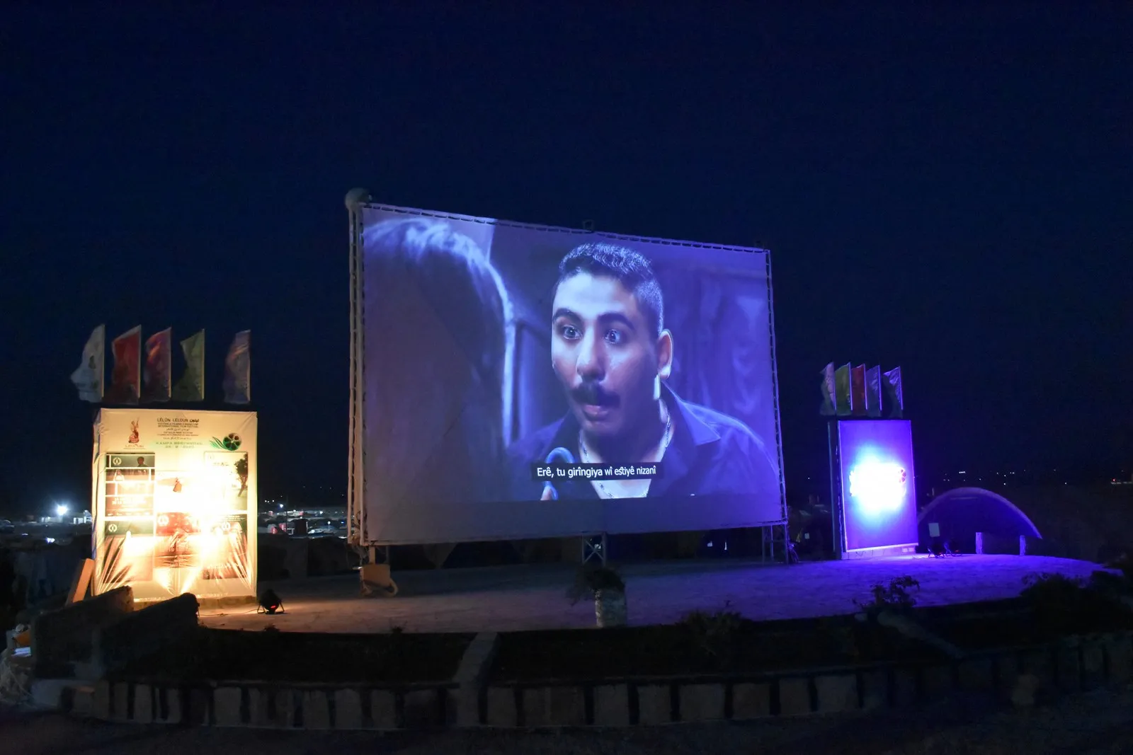 ​​​​​​​ليلون نَسَجَ بين الحرب والفن