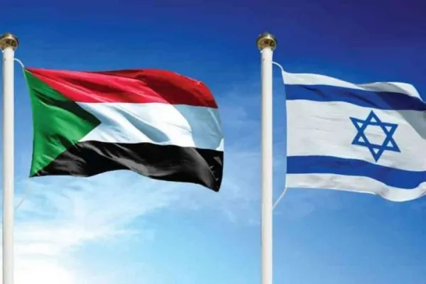 صحيفة إسرائيلية تكشف موافقة السودان على إقامة علاقات كاملة مع إسرائيل