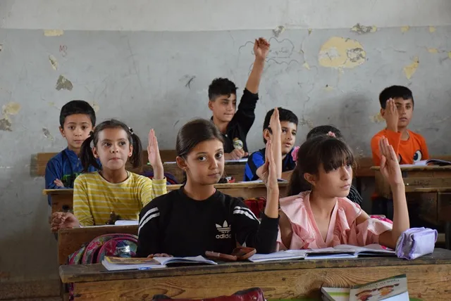 "التعليم باللغة الأم أهم مكتسبات ثورتنا وسنحميه"
