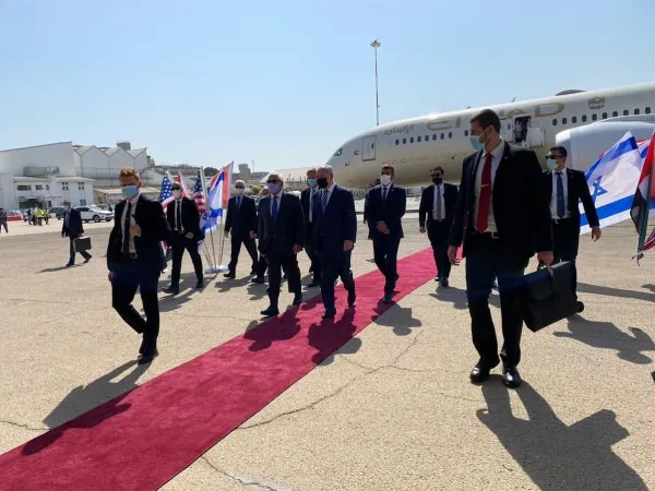 ​​​​​​​أول زيارة حكومية إماراتية لإسرائيل: توقيع اتفاقيات تعاون "استراتيجية" بين البلدين