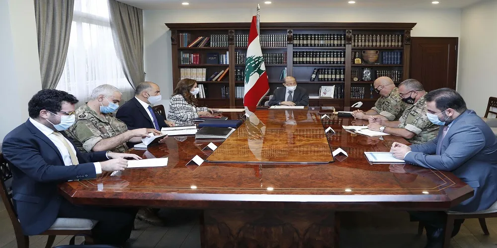 عشية مفاوضات ترسيم الحدود.. عون يدعو للتوصل إلى حل منصِف