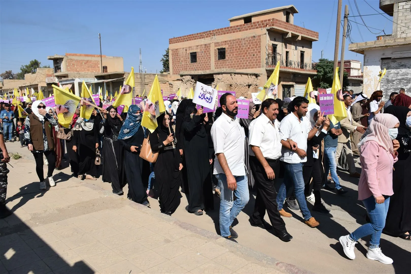 ՛لن نرضخ للعدو المتآمر علينا ولن نتخلى عن المناطق المحتلة՛