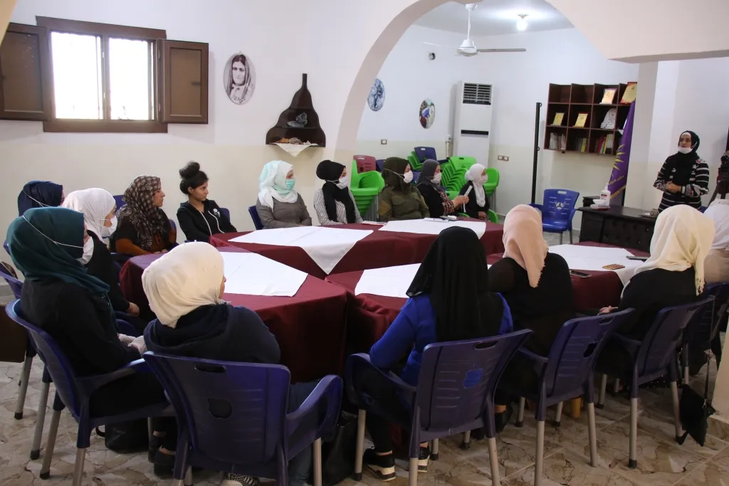 ​​​​​​​ندوة في منبج بعنوان 'المرأة رمز المقاومة والسّلام ضدّ عمليّة نبع السّلام'