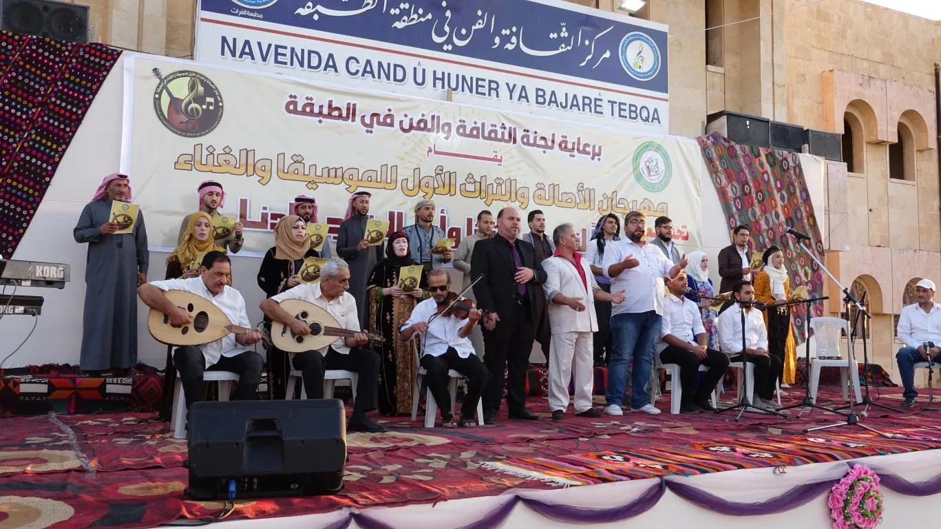 ​​​​​​​مهرجان الأصالة والتراث يطلق فعاليّات يومه الأوّل في الطّبقة