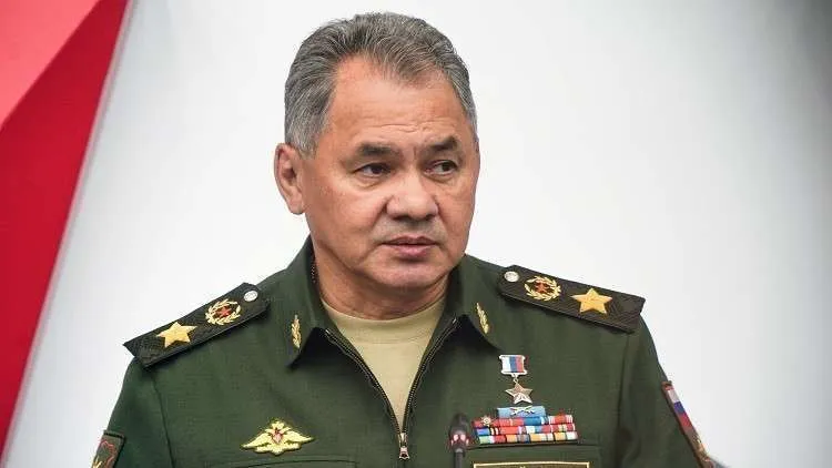 وزير الدفاع الروسي يصل يريفان للقاء باشينيان بعد انتشار قوات حفظ السلام في قره باغ