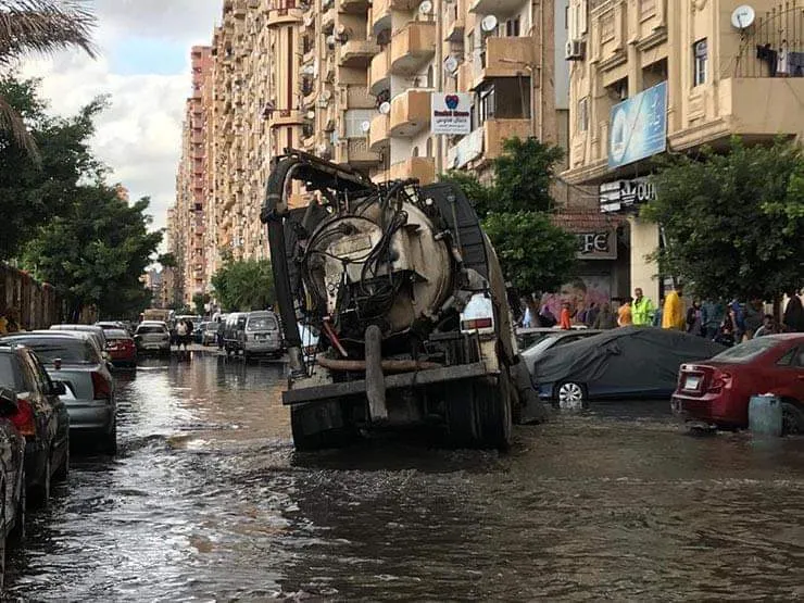 مدينة مصرية ترفع الجاهزية وتوقف الدراسة
