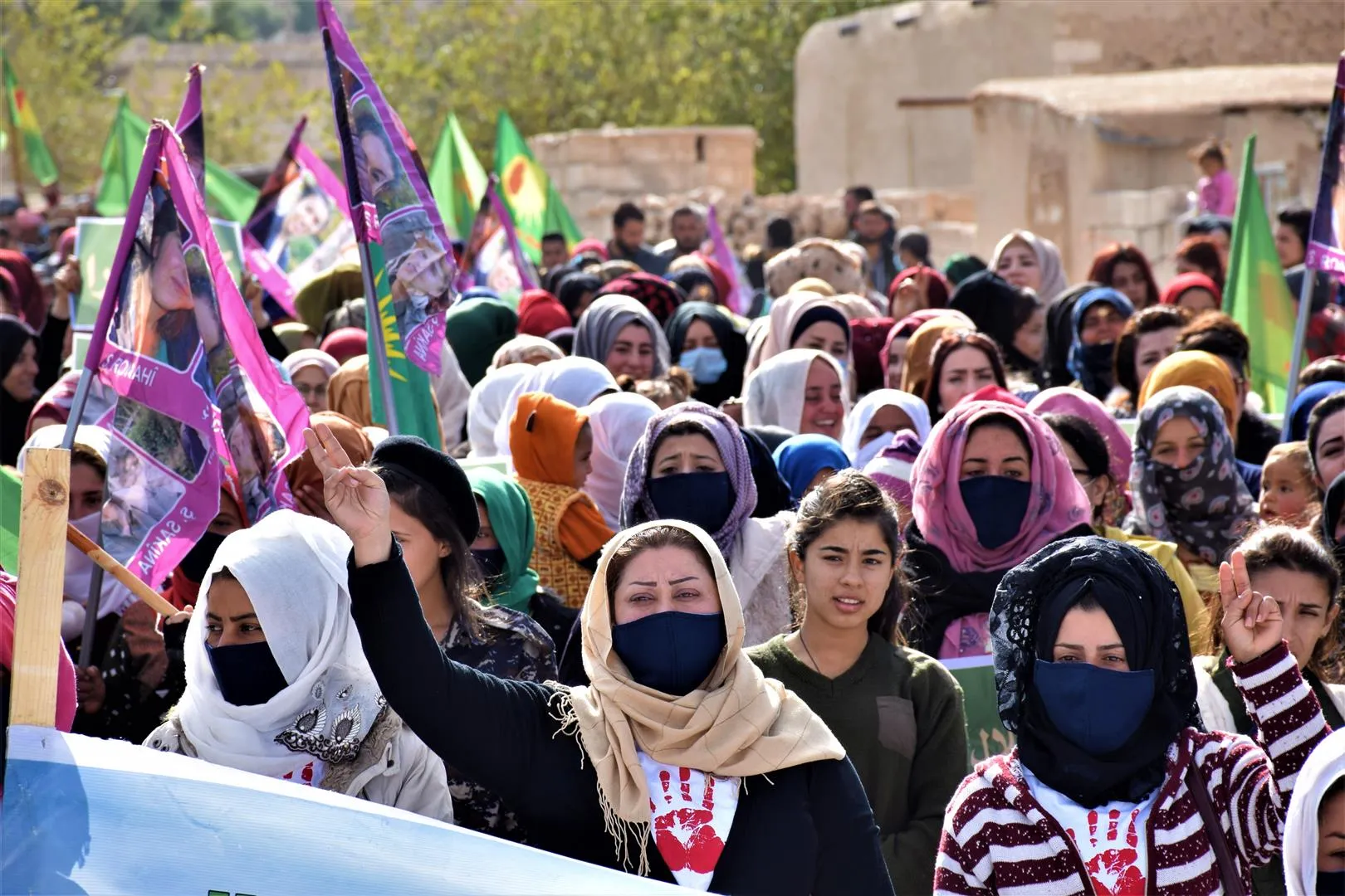​​​​​​​بصوت آلاف النساء.. 'لا للاحتلال والإبادة، معاً نحمي المرأة والحياة'