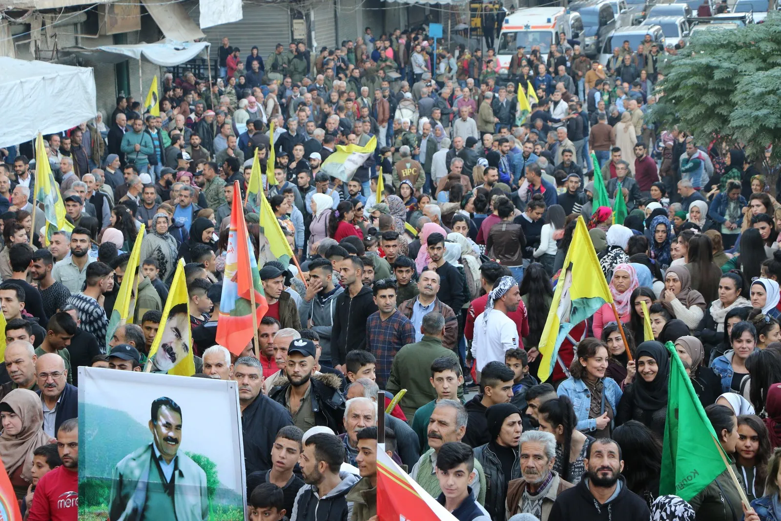 أهالي حلب طالبوا بتوحيد الصّفوف والحفاظ على حقّ التّعلّم باللّغة الكرديّة