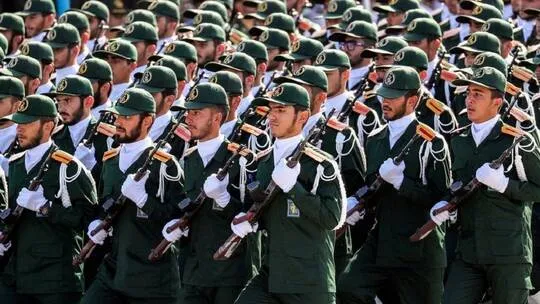 وسائل إعلام: مقتل قائد في الحرس الثوري ومرافقيه على الحدود السورية – العراقية