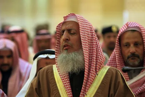 هيئة علماء السّعوديّة تحذّر من الانتماء للإخوان: جماعة إرهابيّة لا تمثّل الإسلام