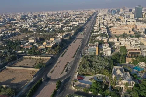 السعودية تعلن بأن "اعتداءً إرهابياً" استهدف شركة أرامكو النفطية