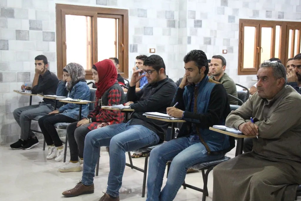 منبج.. دورات أكاديمية لأعضاء المؤسسات لرفع مستوى الوعي والمعرفة