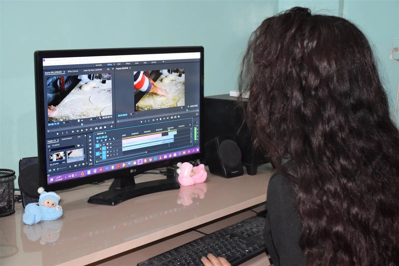 ​​​​​​​ستار إف إم.. ثلاثة سنوات من العمل لنقل واقع وصوت المرأة في الشمال السوري