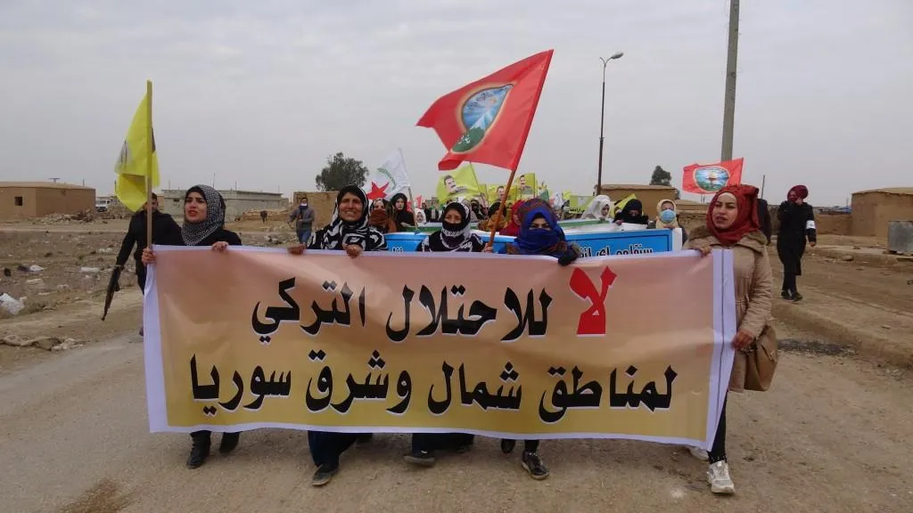 أهالي كركي لكي وجزعة ينددون بهجمات الاحتلال التركي