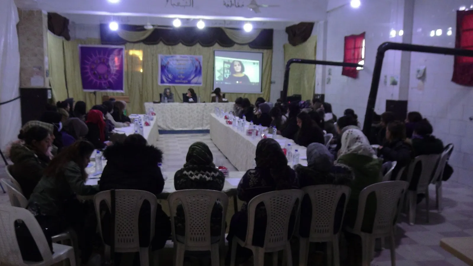 ندوة حوارية عن المرأة تحت شعار "لأنها الحياة.. خطاها.. كيانها.. وعي ومسؤولية"