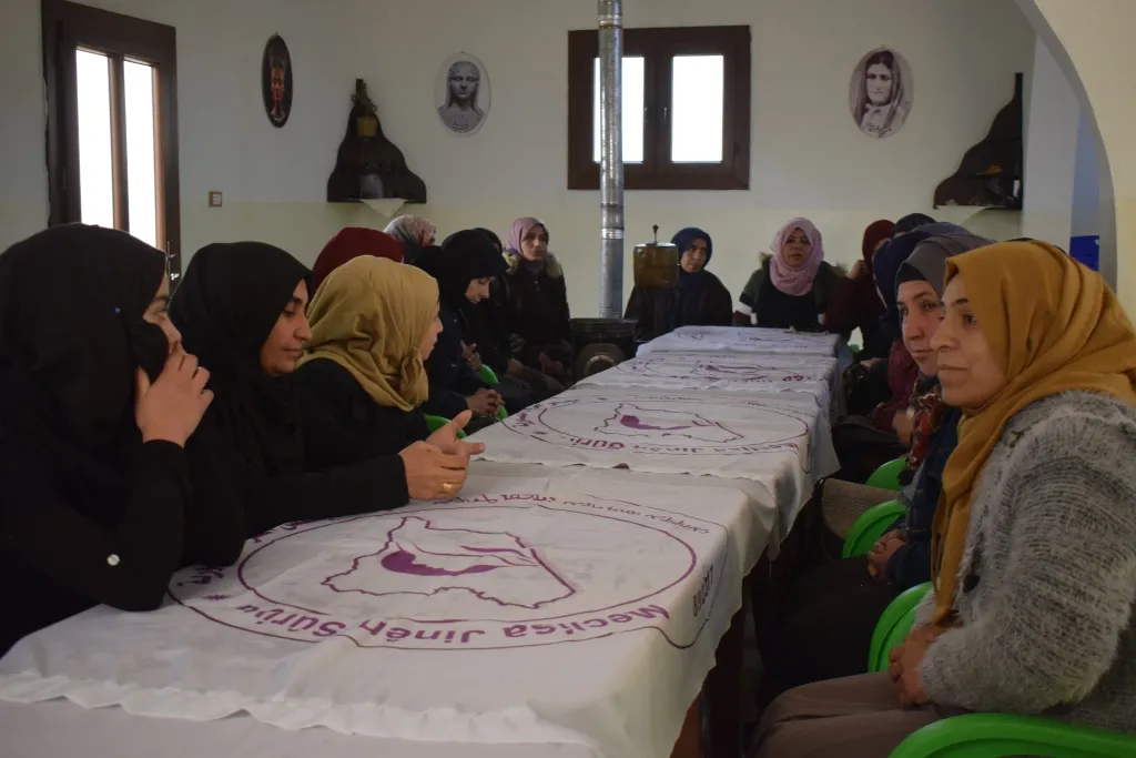 "التفكير السلبي والإيجابي" محور جلسة حوارية في منبج
