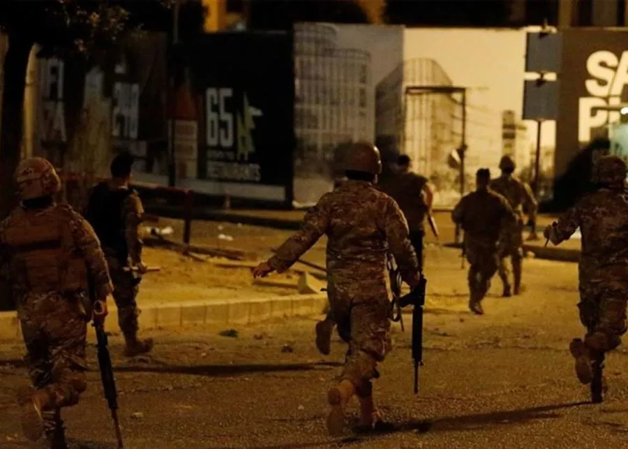 إشكال بين القوى الأمنية اللبنانية والطلاب في بيروت
