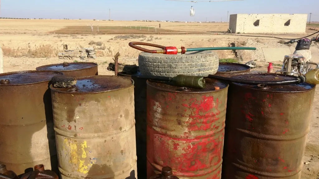 مديرية محروقات عين عيسى: وزعنا أكثر من 7 ملايين لتر من المازوت على المزارعين