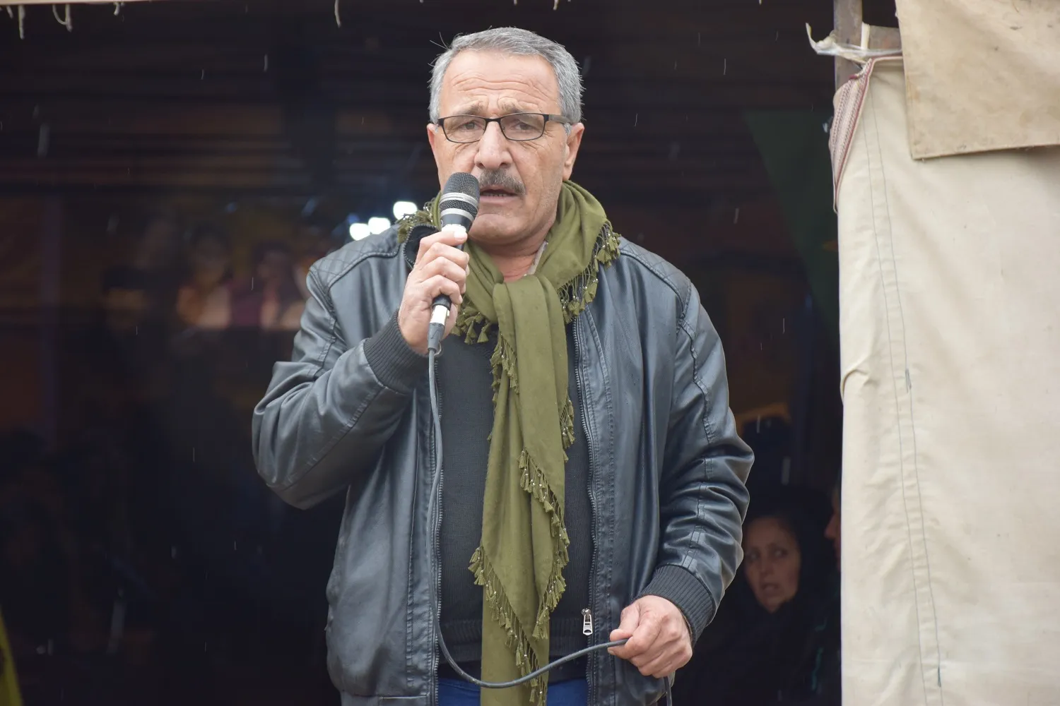 ​​​​​​​استمرار فعاليتي الاعتصام في قامشلو والحسكة بالتأكيد على مواصلة النضال