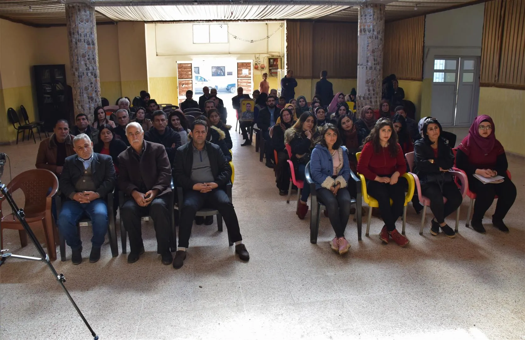 فعالية أدبية تدعو إلى تصعيد النضال ضد المحتل