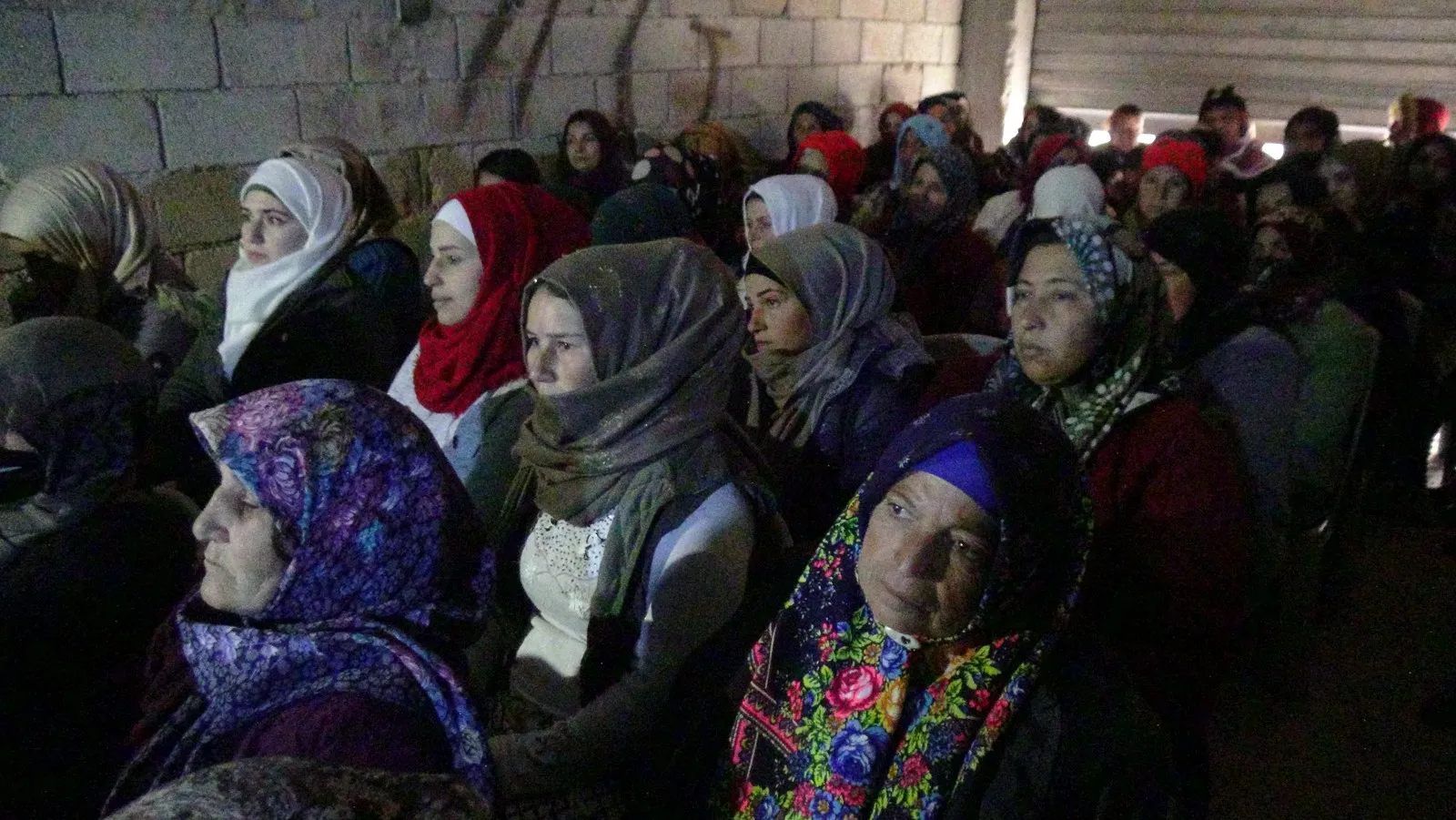 أهالي الشهباء يحيون الذكرى الـ 15 لاستشهاد فيان صوران