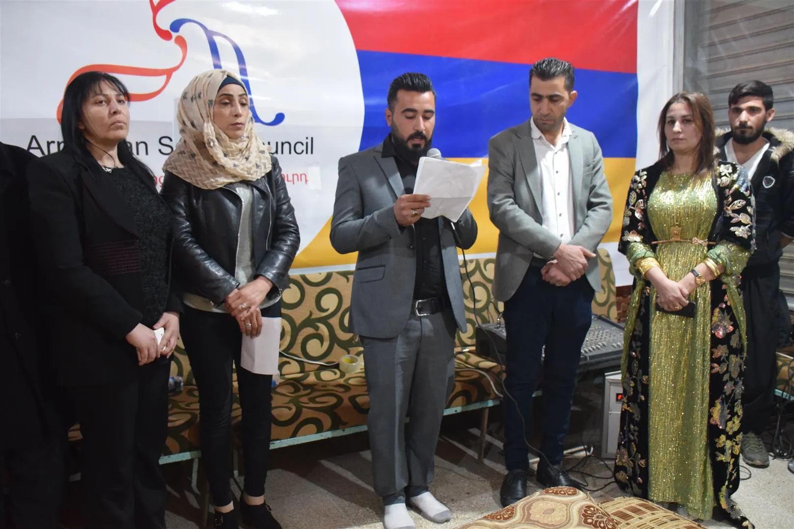 اجتماع بين شيوخ وعشائر دير الزور والمجلس الأرمني في مدينة الحسكة