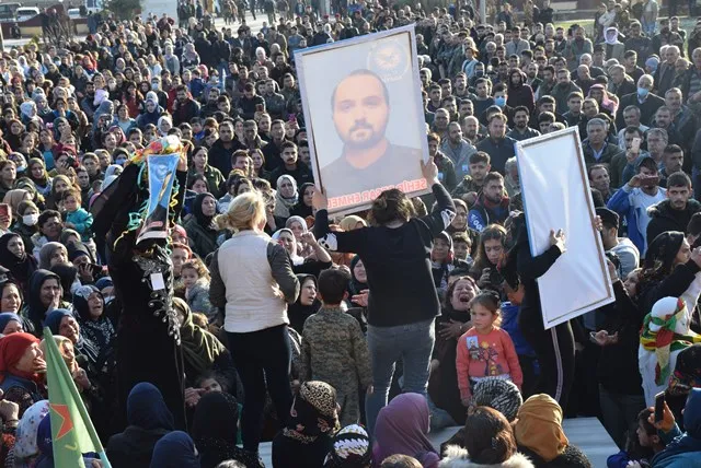 أهالي قامشلو يشيّعون جثمان الشّهيد بشار أحمد إلى مثواه الأخير