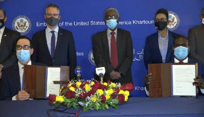 السودان يوقع على "اتفاقات أبراهام" مع الولايات المتحدة بشأن التطبيع مع إسرائيل