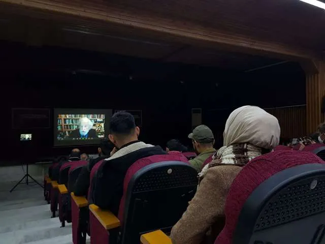 نعوم تشومسكي: صمود ثورة روج آفا معجزة وهي تاريخية لأنها تتمسك بالقيم –تم التحديث