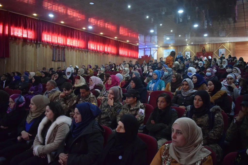 ​​​​​​​انطلاق فعاليات "مهرجان فن وأدب المرأة" الثالث في منبج