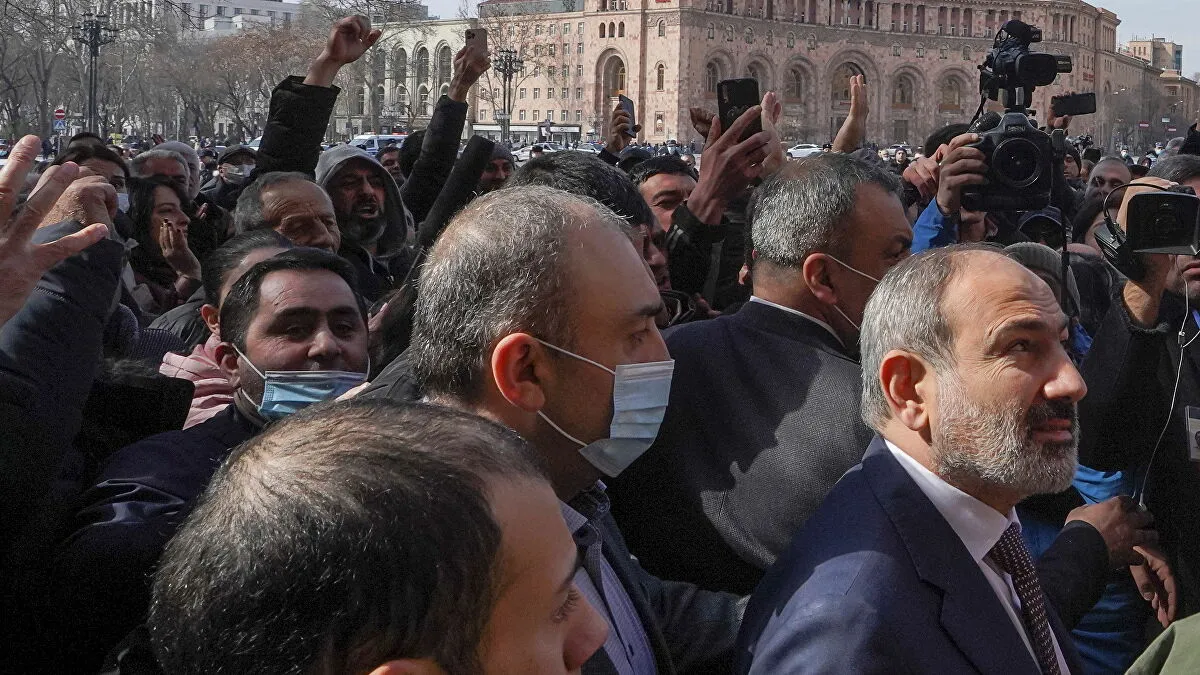 ​​​​​​​المعارضة الأرمينية تحذر من حرب أهلية وتطالب رئيس الوزراء بالاستقالة