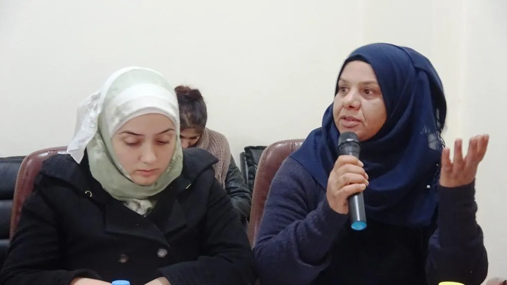 "المرأة السورية ما بين الدساتير" محور محاضرة نظمها مجلس المرأة السورية في الرقة