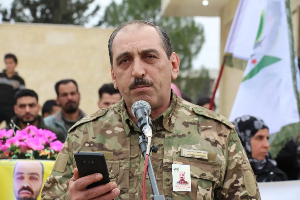 تشييع شهيد من لواء الشمال الديمقراطي إلى مثواه الأخير في منبج