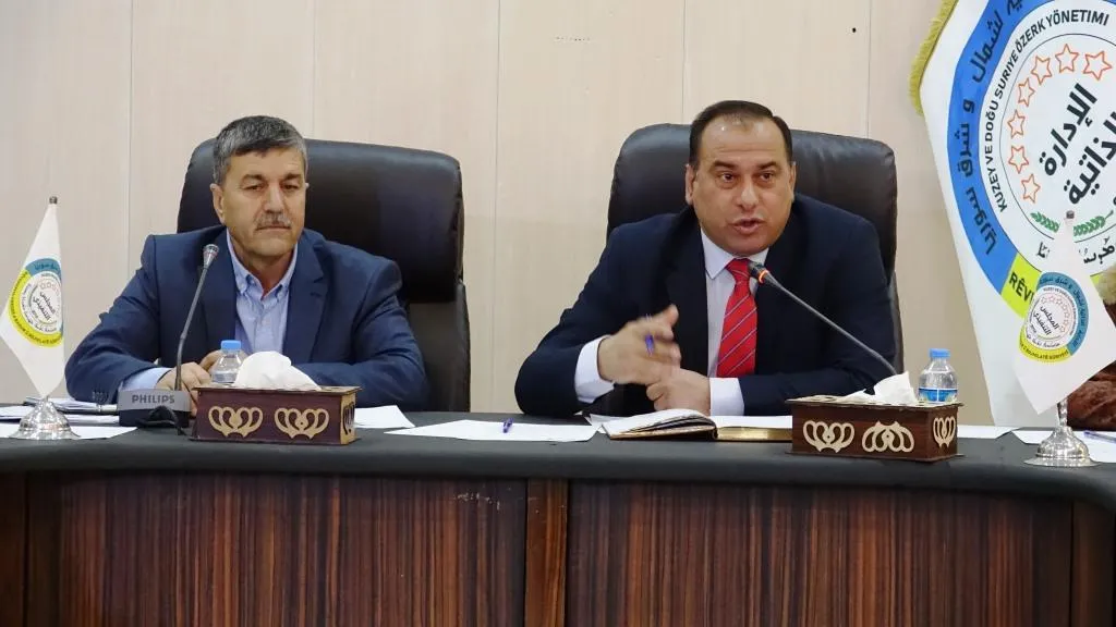جهاز الرقابة العام يعقد اجتماعه الأول في مبنى الإدارة الذاتية