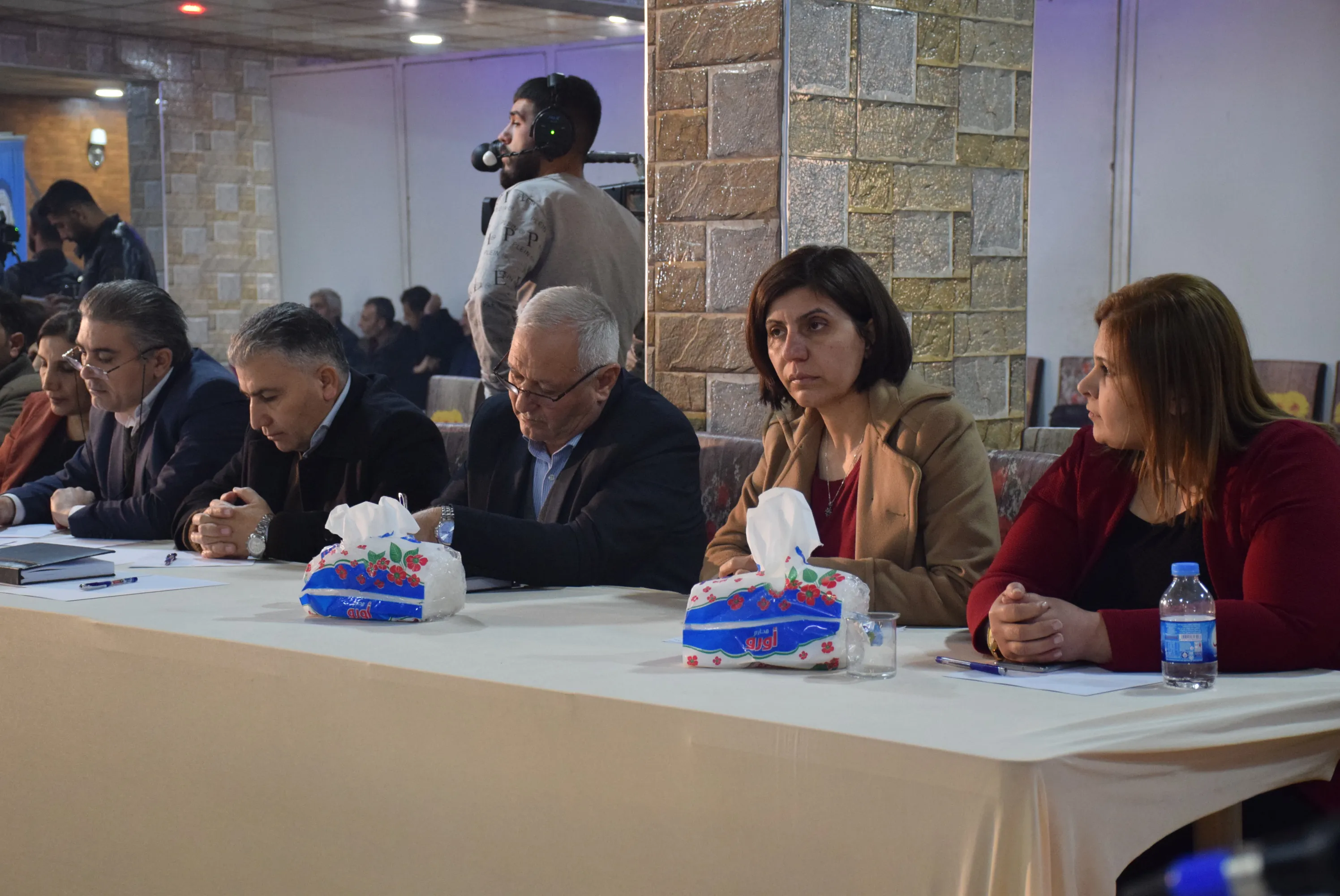 محاورون: المنظومة التعليمية في شمال وشرق سوريا نموذج يحتذى به