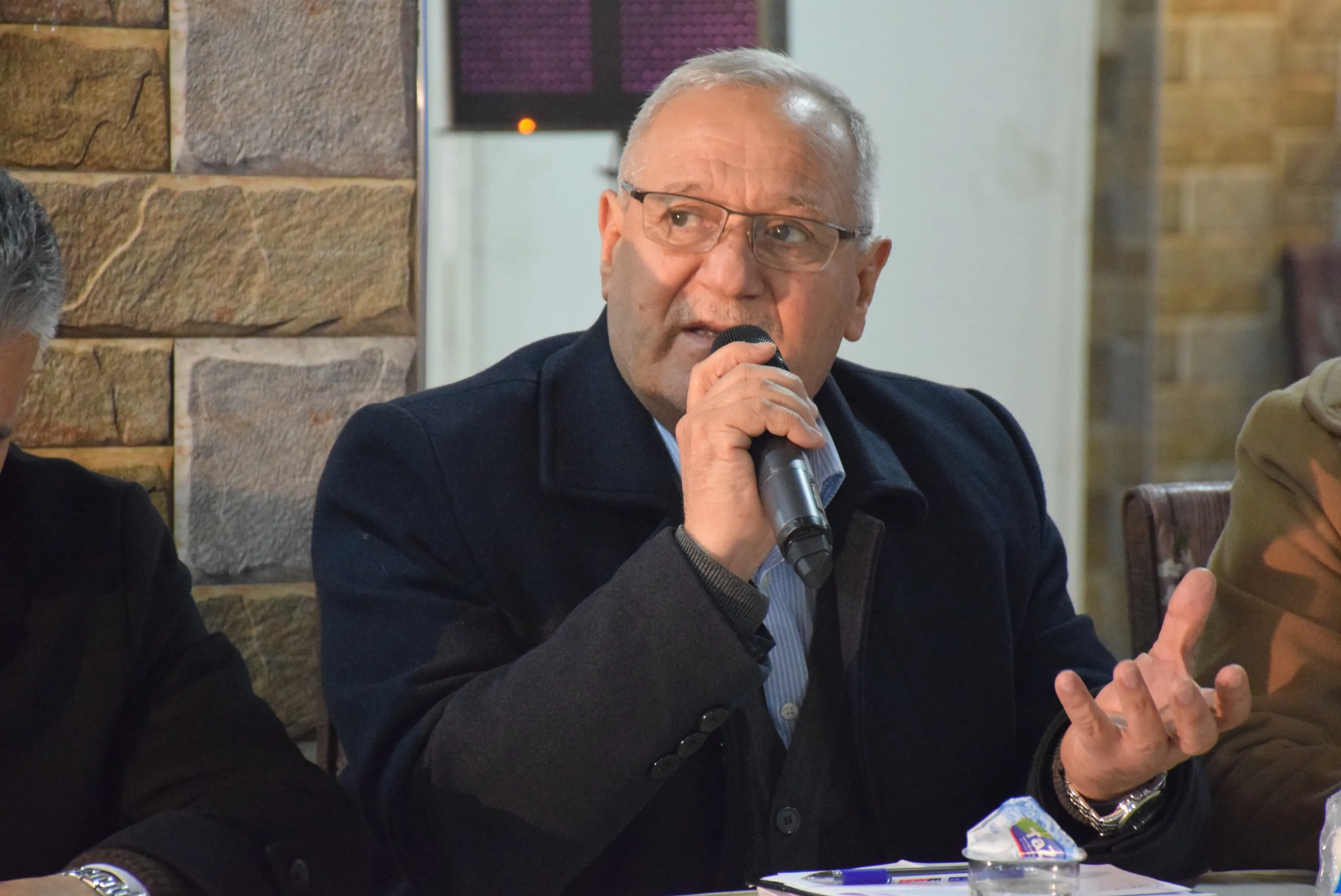 محاورون: المنظومة التعليمية في شمال وشرق سوريا نموذج يحتذى به