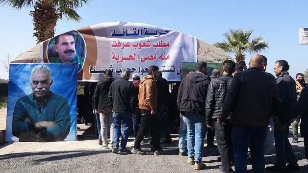 ​​​​​​​خيمة اعتصام وإضراب في الطبقة تحت شعار "لن تستطيعوا حجب شمسنا"