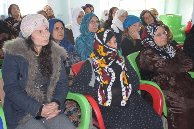 بمناسبة 8 آذار...مؤتمر ستار يعقد عدّة اجتماعات في مدينة قامشلو