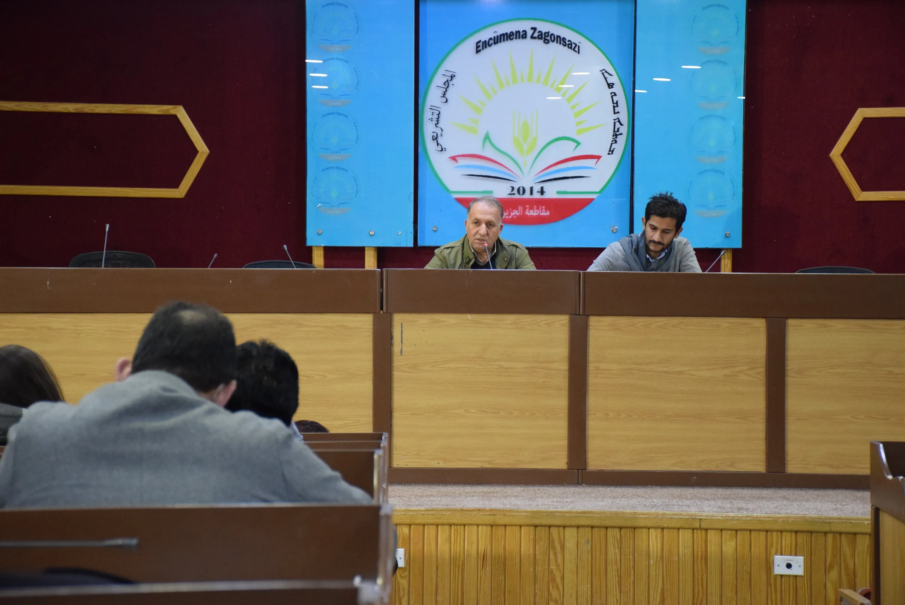 الشّؤون الإنسانيّة في الإدارة الذّاتيّة يناقش سبل تسيير العمل الإنسانيّ في المنطقة