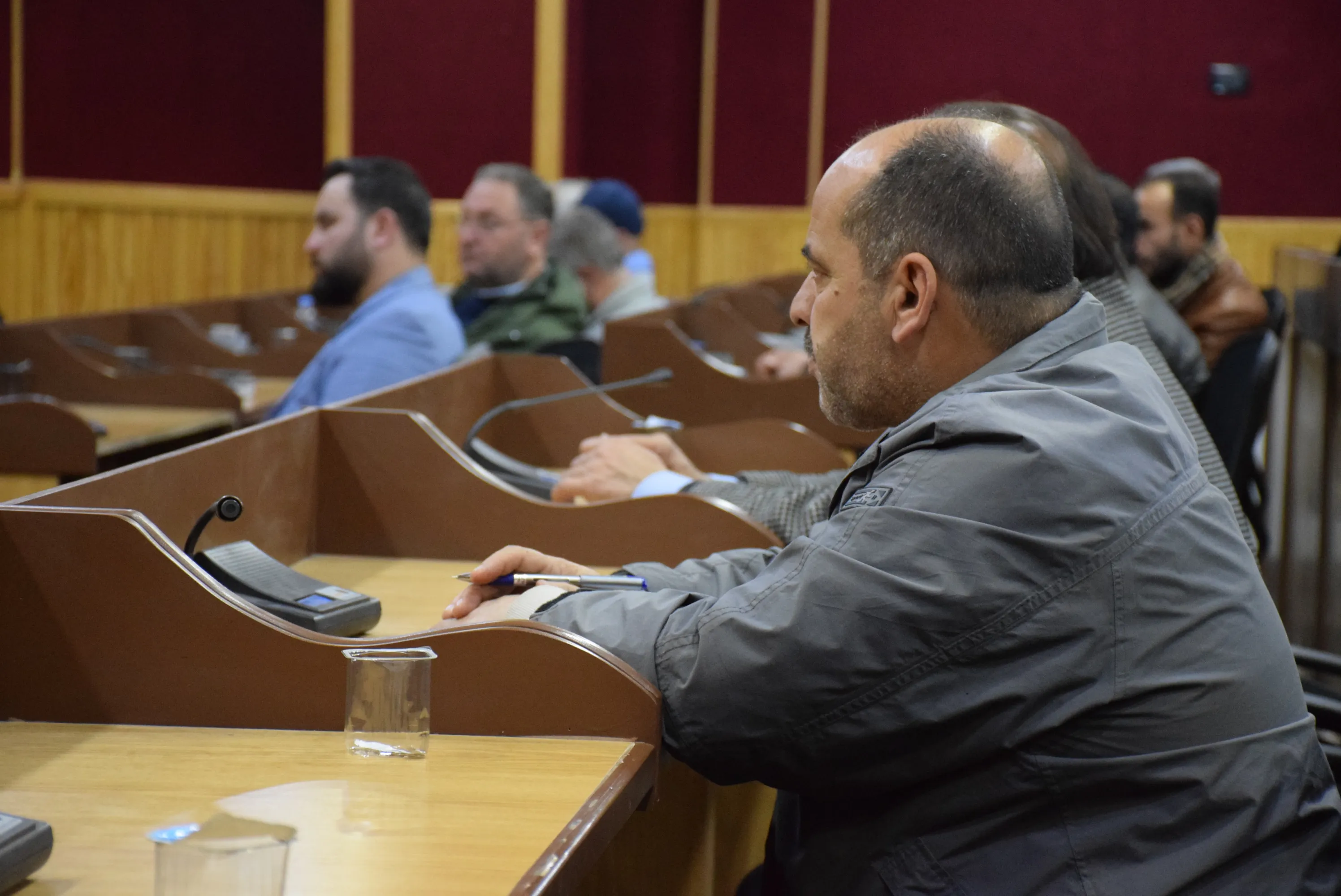 الشّؤون الإنسانيّة في الإدارة الذّاتيّة يناقش سبل تسيير العمل الإنسانيّ في المنطقة