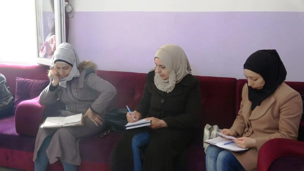 إدارة المرأة في الرّقّة تكشف عن برنامج حملتها ليوم الثّامن من آذار