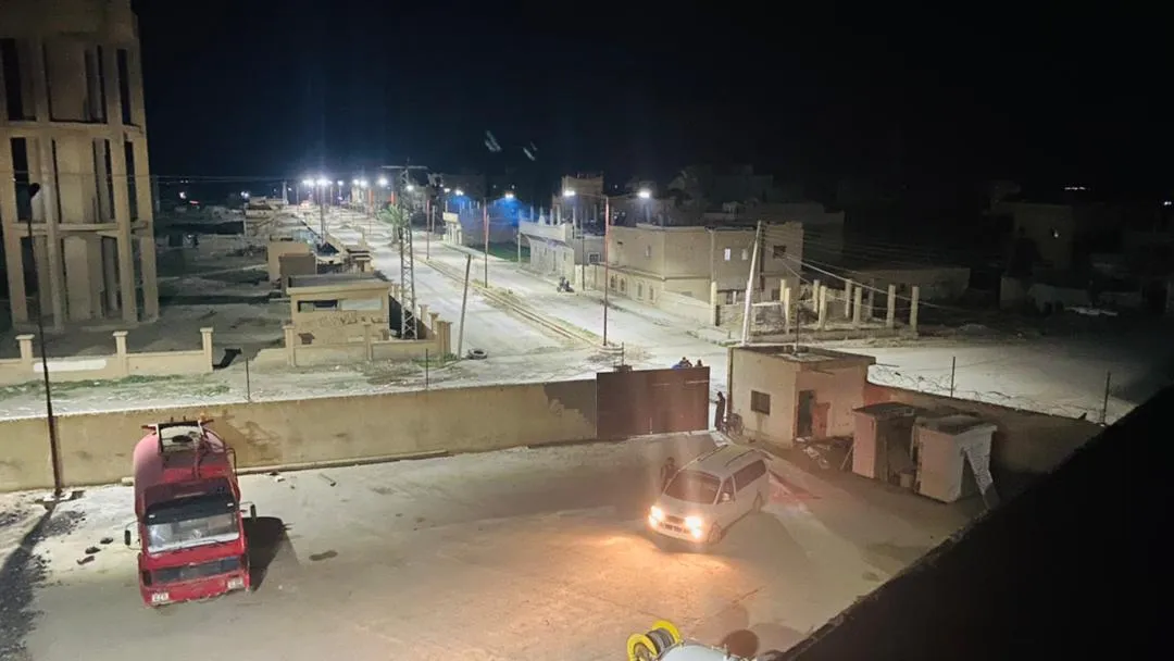 مشروع خدمي في ريف دير الزور الشرقي يعيد النور إلى المنطقة