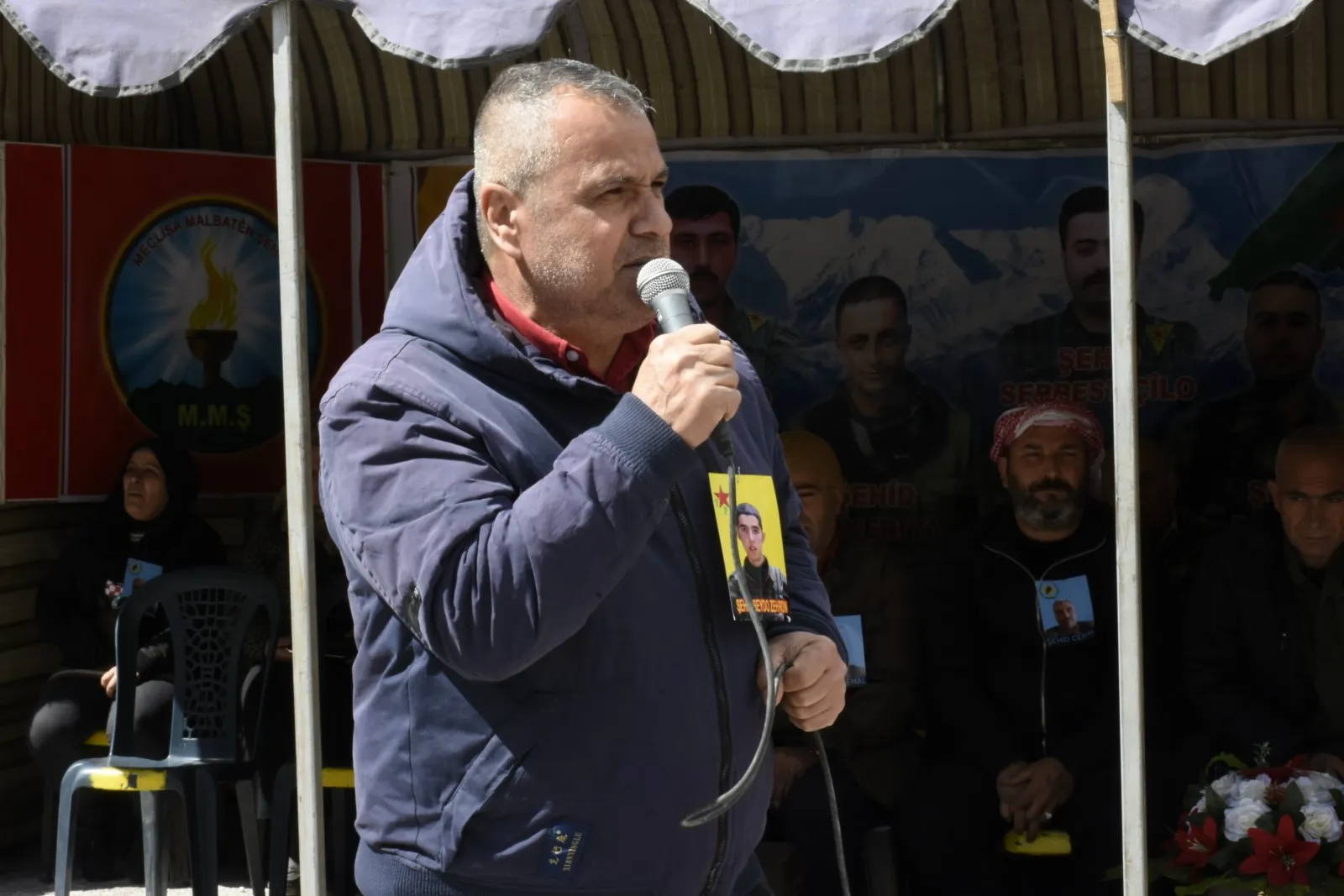 ​​​​​​​أهالي حلب يعزون ذوي الشهيدين سيدو وجمال