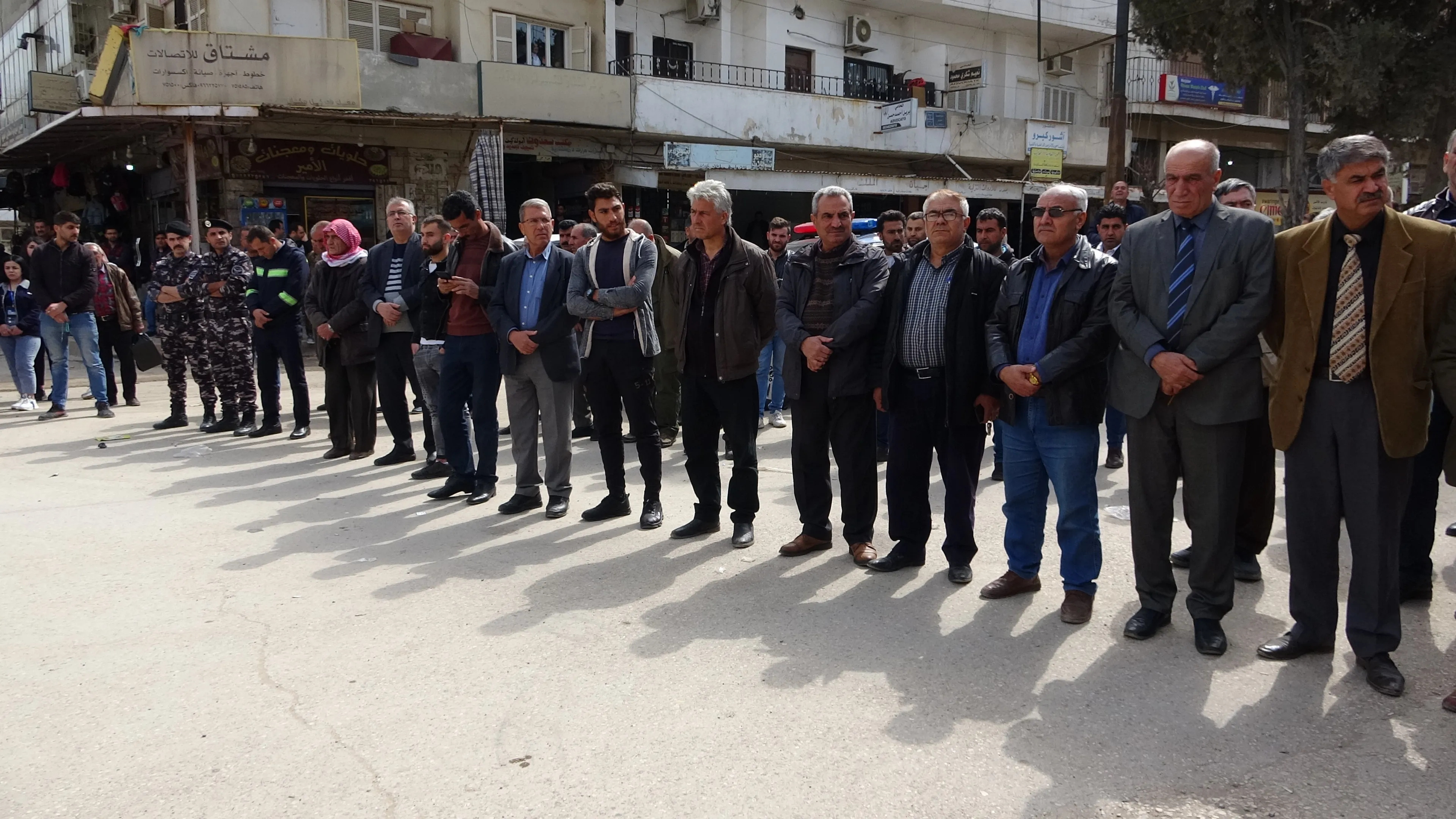 أهالي شمال وشرق سوريا وحلب يستذكرون شهداء حلبجة
