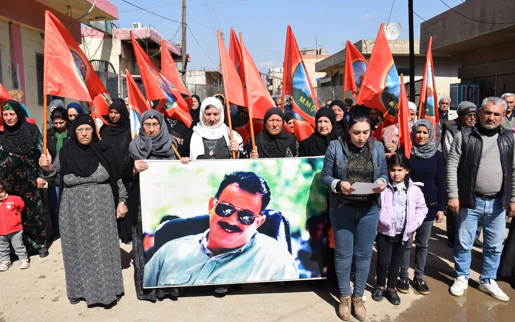 "أنتم فقدتم مصداقيتكم باستقبالكم للواجهة السياسية لداعش"